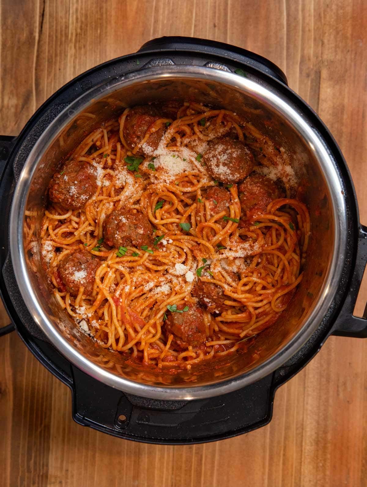 Image of spaghetti and meatballs in an instant pot