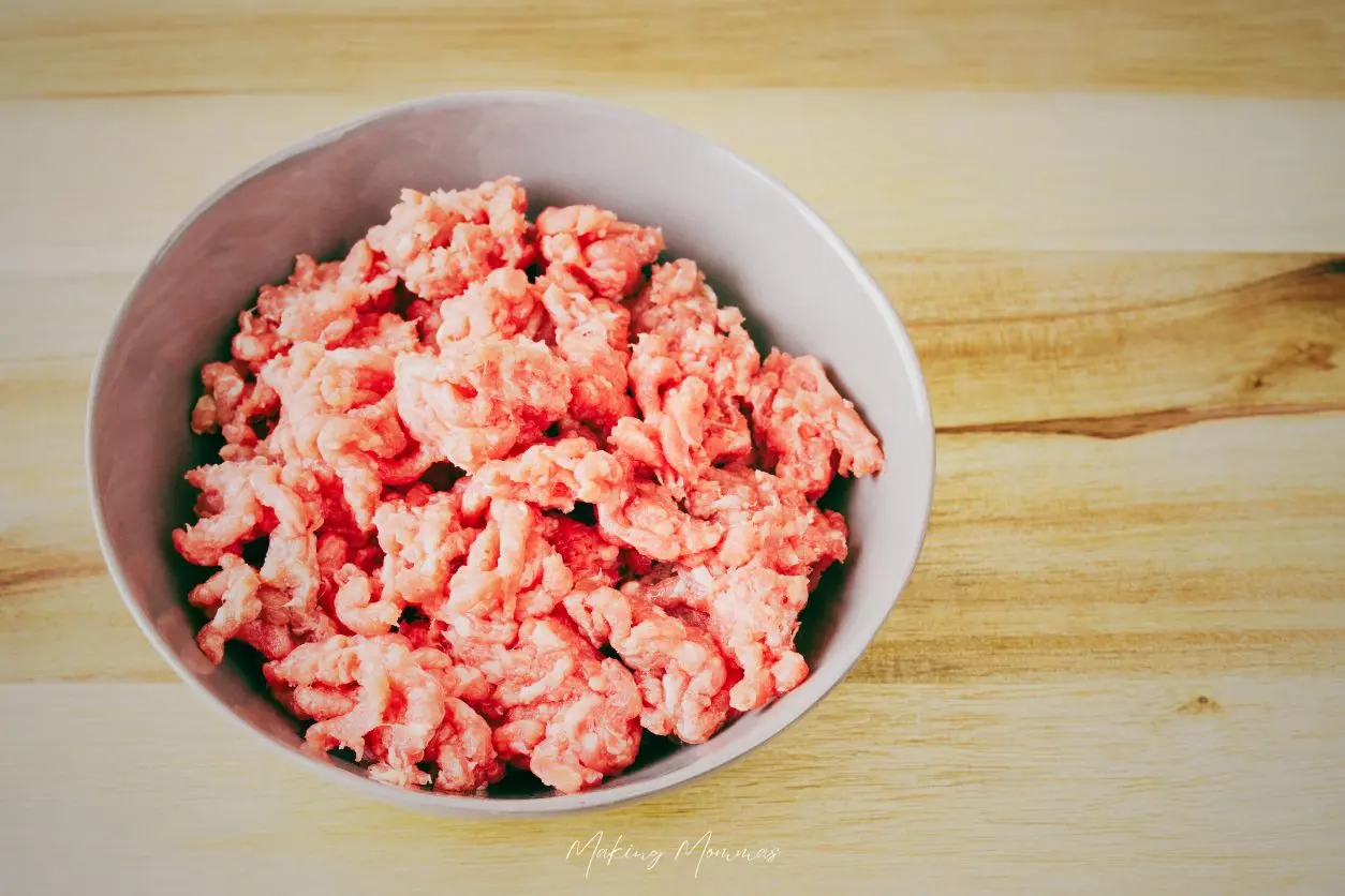 Image of ground turkey in a bowl.