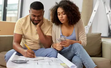image of a couple budgeting