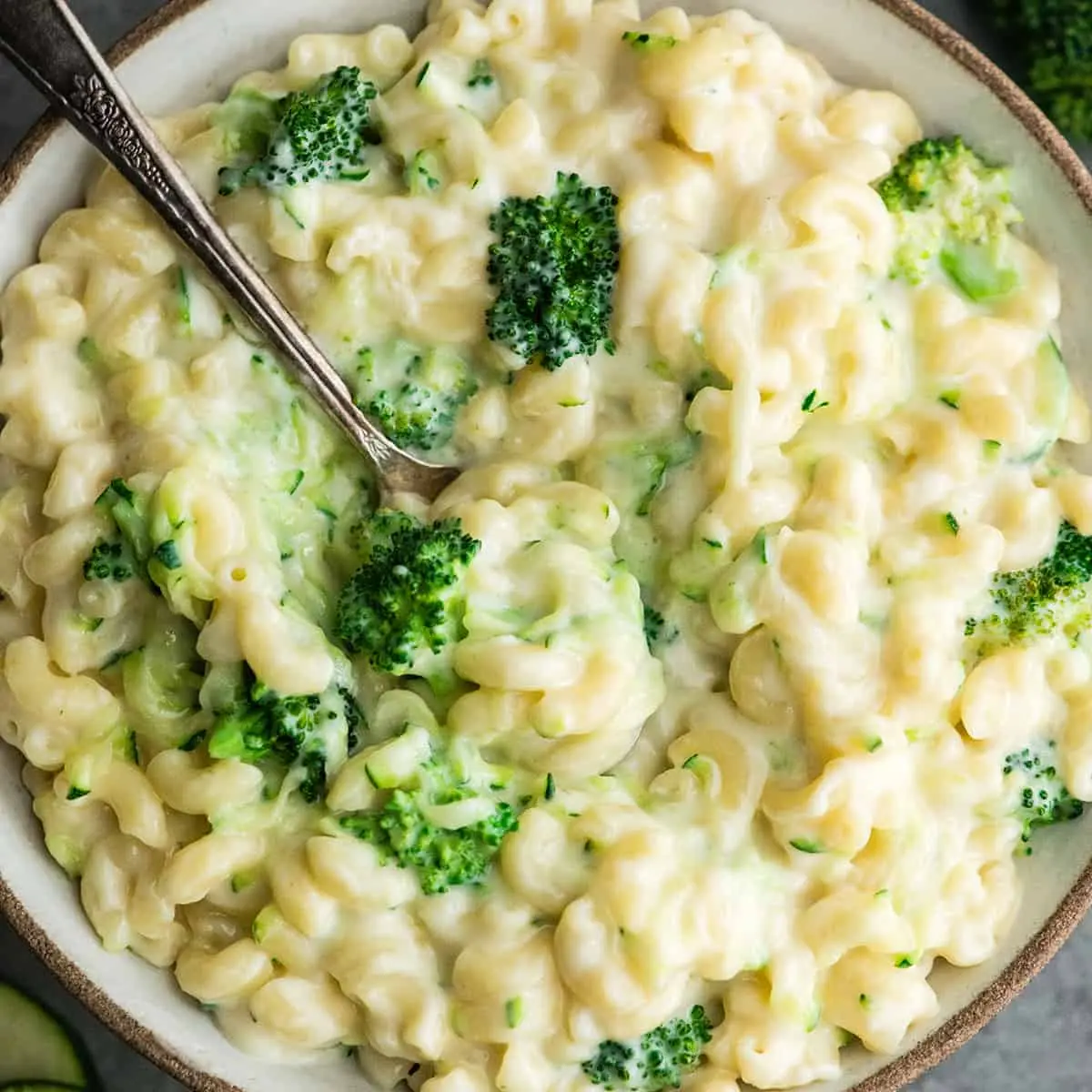 image of creamy mac and cheese with broccoli